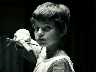 BLANCANIEVES (US TRAILER 2)