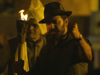 Matru Ki Bijlee Ka Mandola Lootnewale Music Video