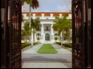 AMERICA'S CASTLES