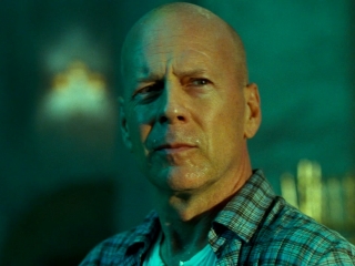 A Good Day To Die Hard Hotel Helicopter