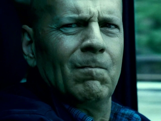 A Good Day To Die Hard Car Chase German