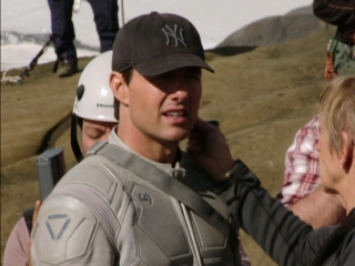 Oblivion On The Set-earls Peak Featurette