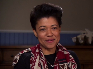 Peeples Tina Gordon Chism On The Story