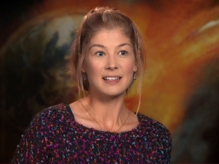 The The Worlds End Rosamond Pike On The Plot