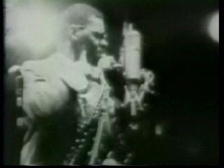 Roland Kirk - ROLAND KIRK LIVE AT THE NEWPORT JAZZFESTIVAL
