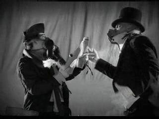 play video on Singing Fool