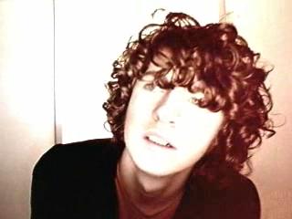 play video on Singing Fool