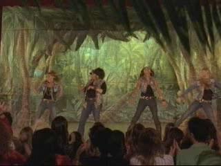 play video on Singing Fool