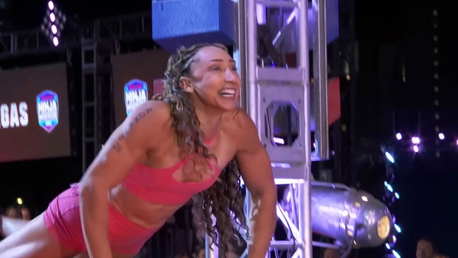 American Ninja Warrior: Supermom Makes History As Third Mom To Ever Hit A Buzzer