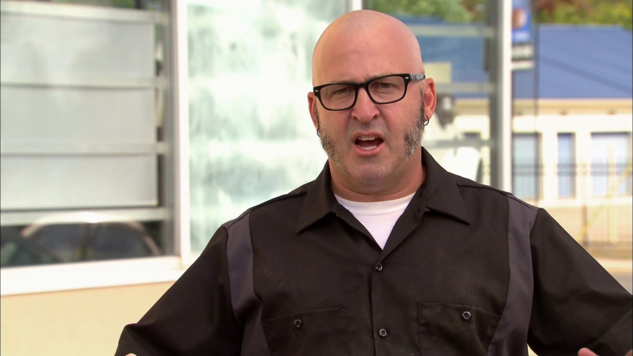Undercover Boss: Tire Mounting