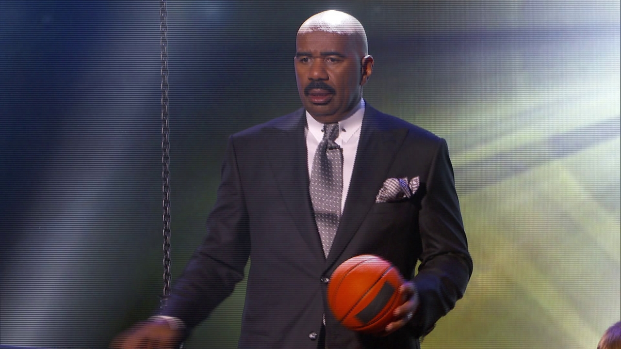 Little Big Shots: Titus The Basketball Kid: Shoots From Platform