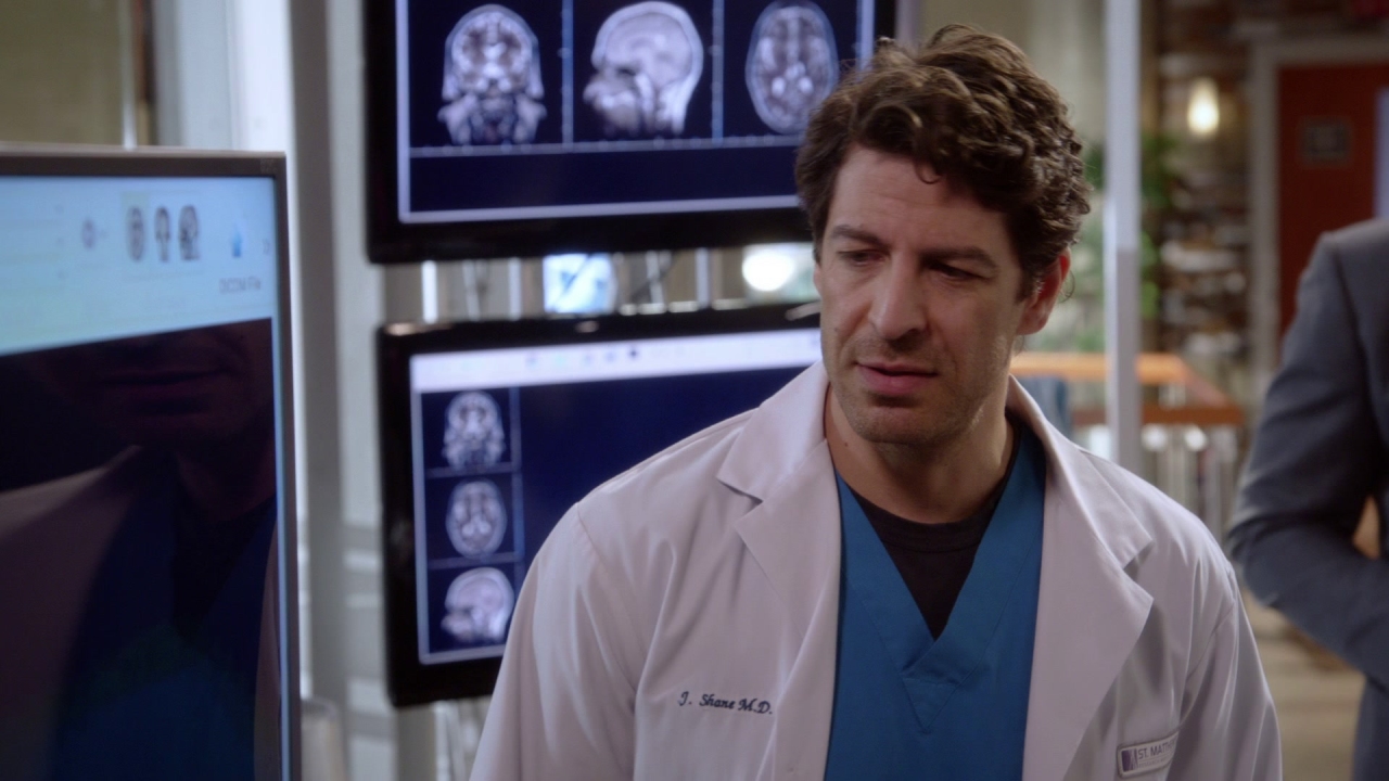 Heartbeat: Alex Wants To Try A New Procedure On Her Patient