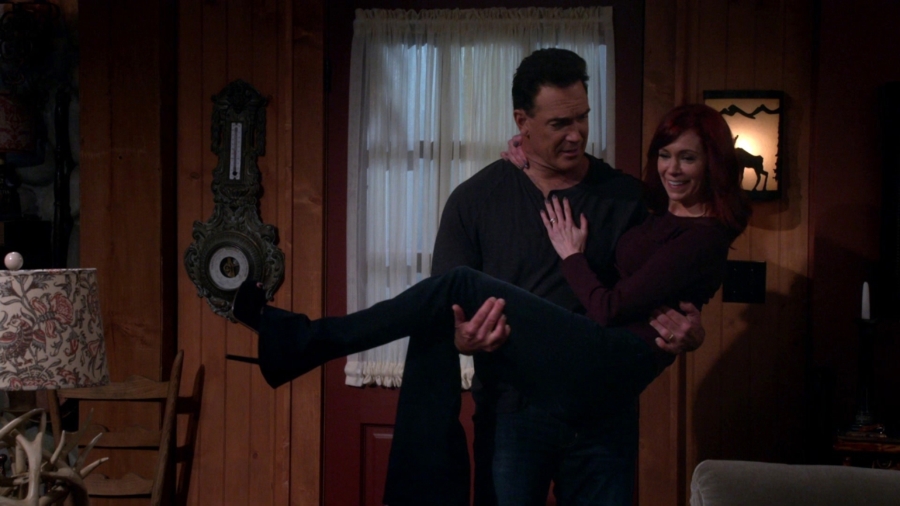 Crowded: This Is Going To Be Romantic