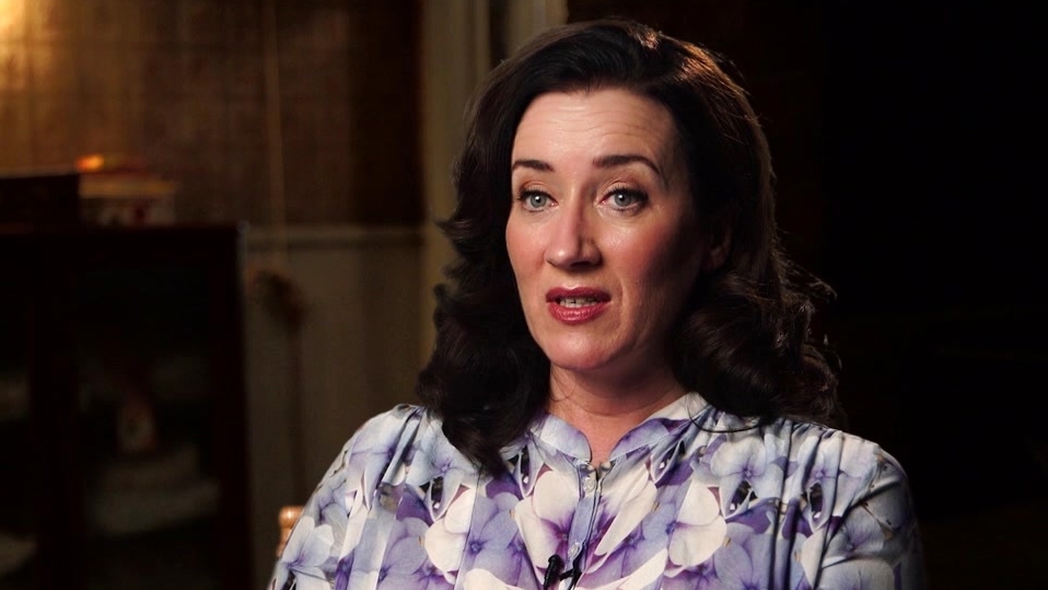The Conjuring 2: Maria Doyle Kennedy On Peggy Nottingham's Relationship With The Hodgsons