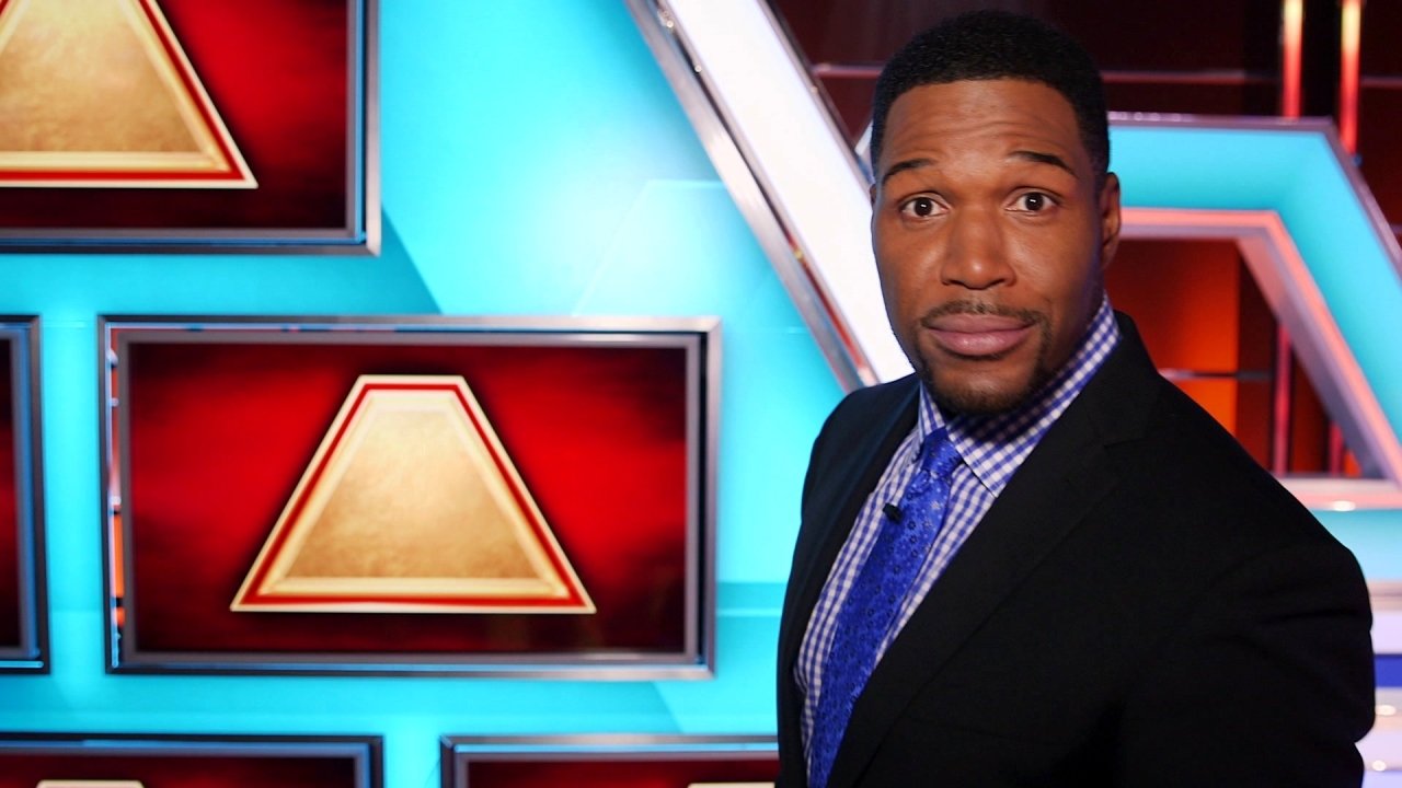 The 100,000 Pyramid: Michael Strahan On How The Pyramid Set Works
