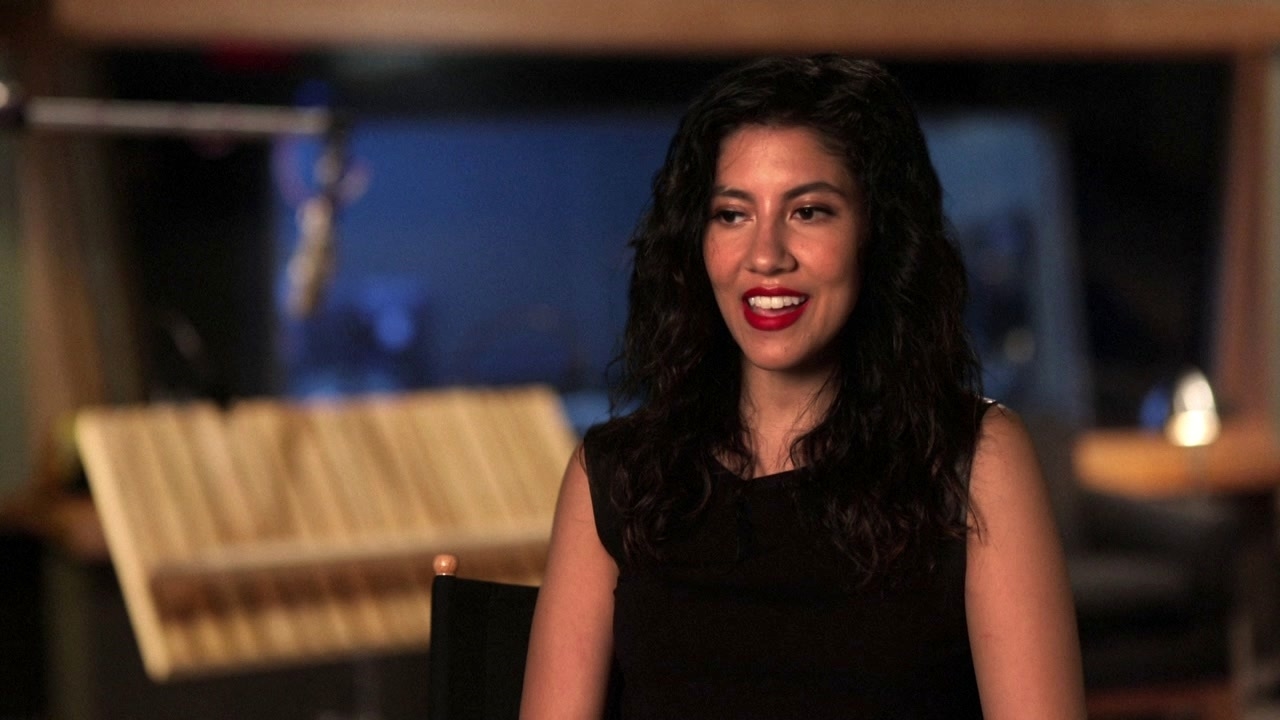 Ice Age: Collision Course: Stephanie Beatriz On Dinobirds
