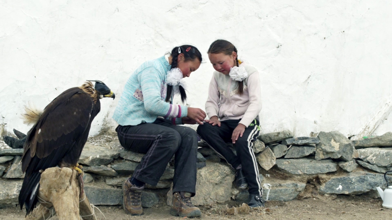 The Eagle Huntress: Just Me (US)