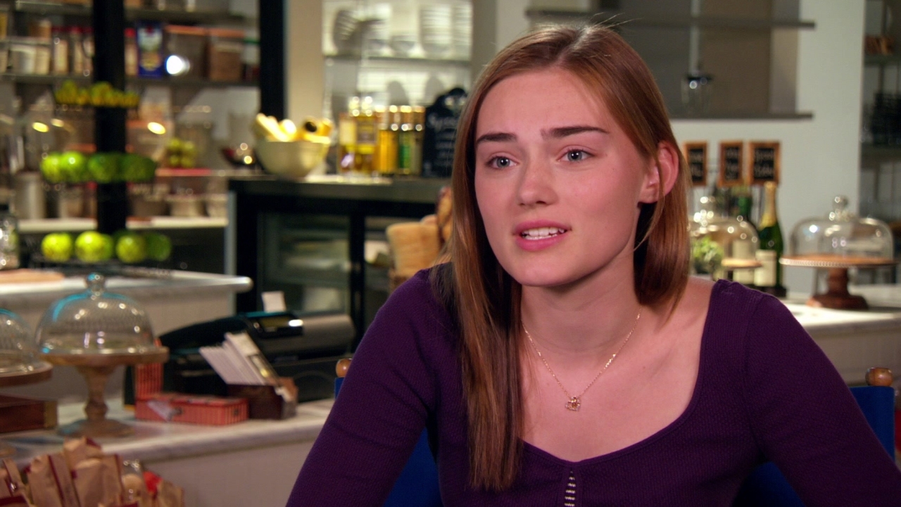 American Housewife: Meg Donnelly On The Relationship Between Taylor And Katie
