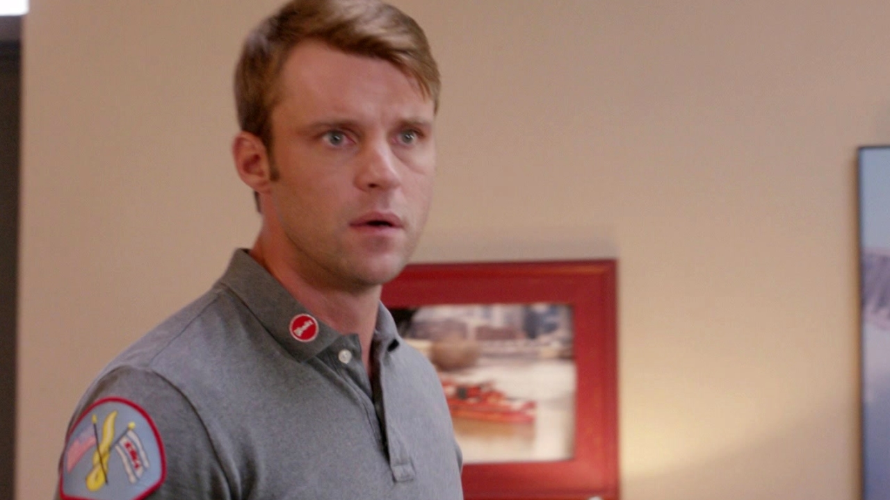 Chicago Fire: Casey And Dawson Are Fearful That Louie May Be Taken Away
