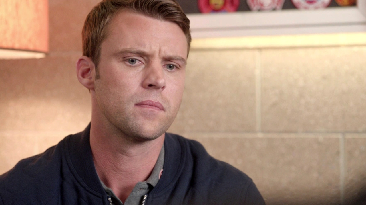 Chicago Fire: Casey And Dawson Meet With A Lawyer About Louie