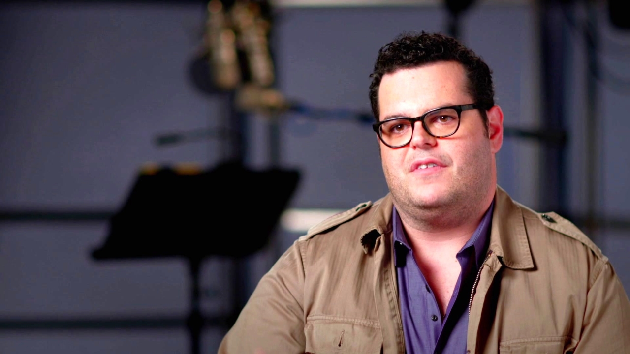 A Dog's Purpose: Josh Gad On How The Voice Of Bailey Changes