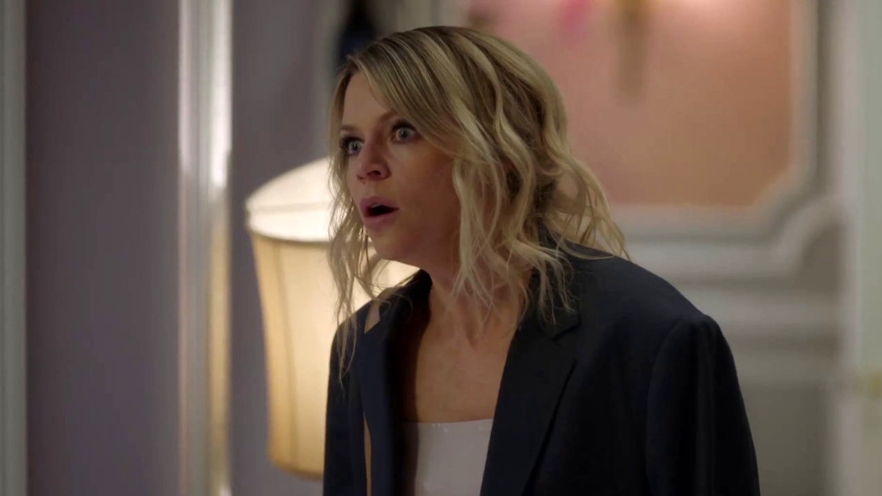 The Mick: Mickey's Date Takes A High Heel To The Eye