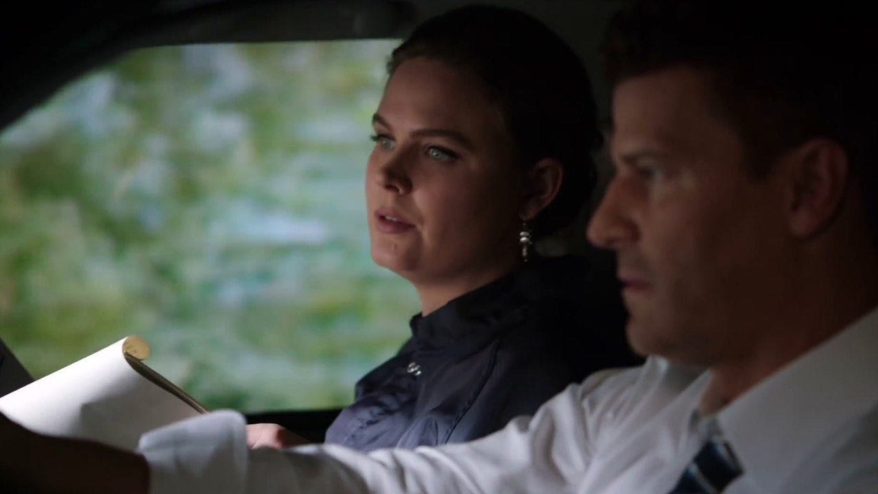 Bones: Brennan Plans Her Own Surprise Party