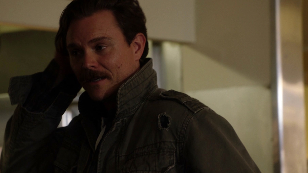 Lethal Weapon: Face Off With A Suspect