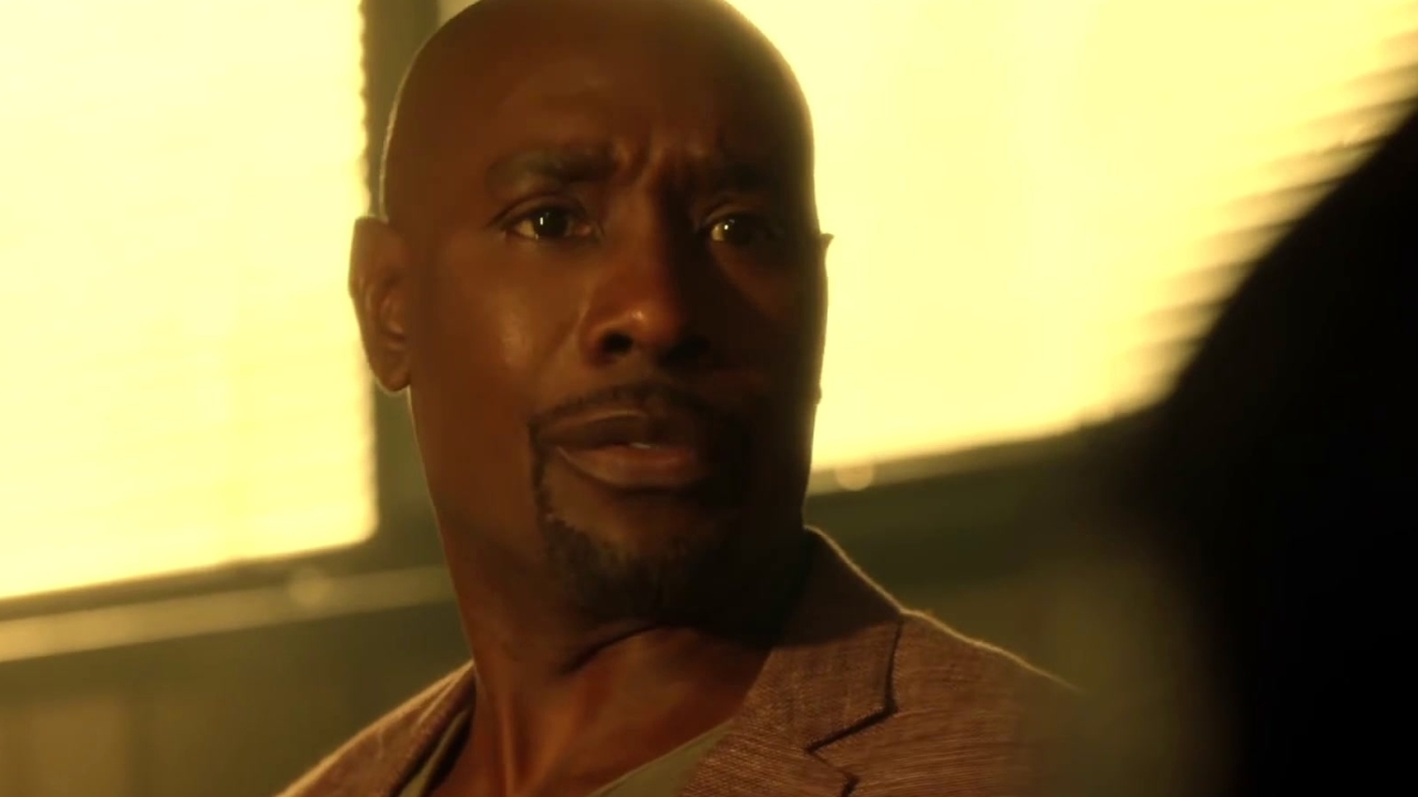 Rosewood: Villa Tries To Help The Hostages