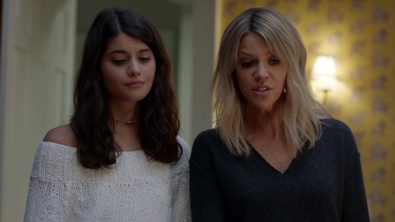 The Mick: Mickey And Sabrina Tell Ben They Are Going To Quit Smoking