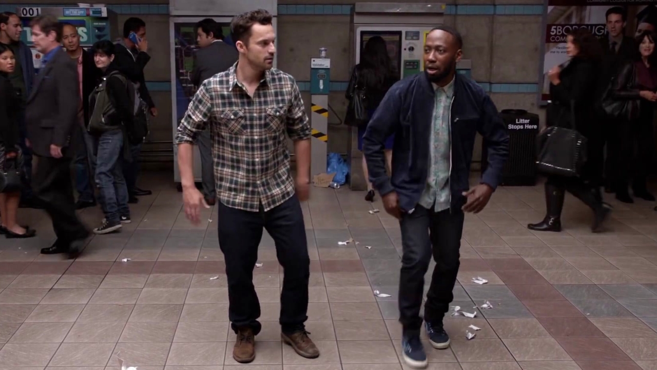New Girl: Nick And Winston Perform For Money In The New York Subway