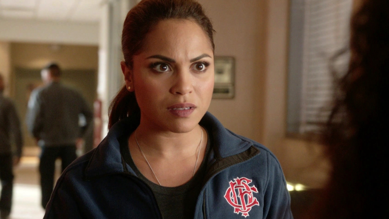 Chicago Fire: Dawson Is Warned That This Man Is Out To Get Firehouse 51