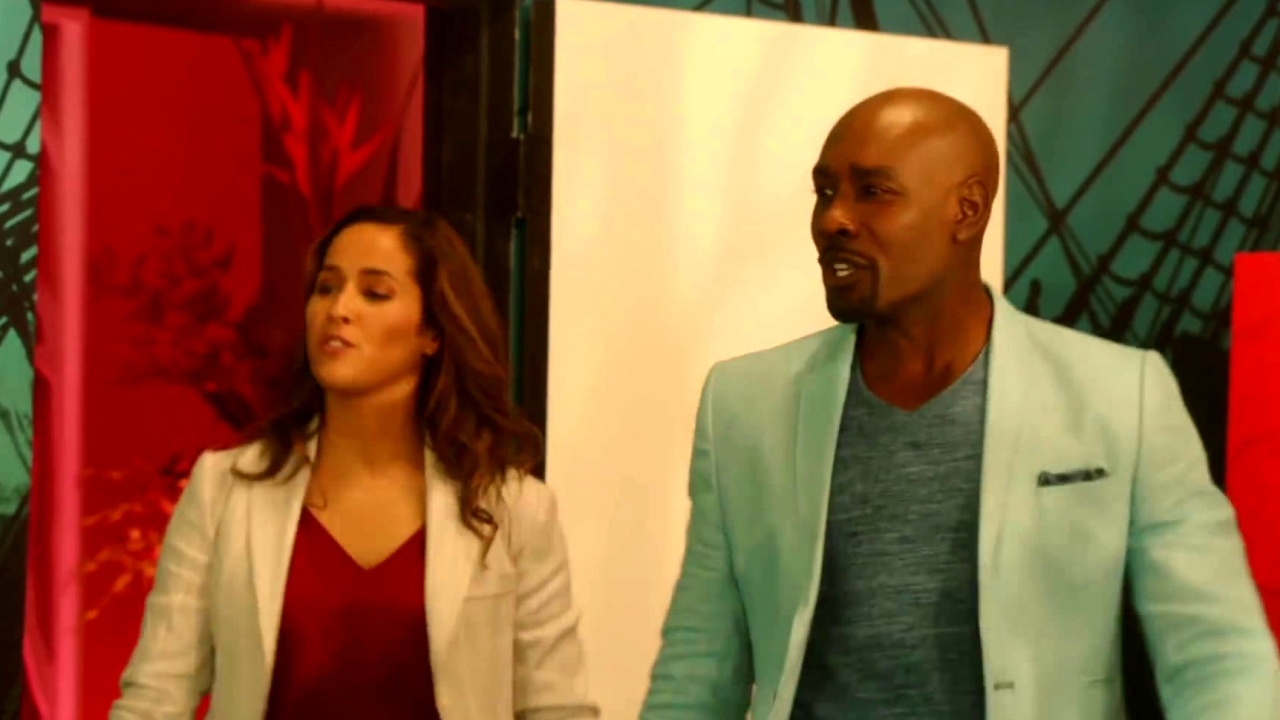 Rosewood: Boatopsy & Booty