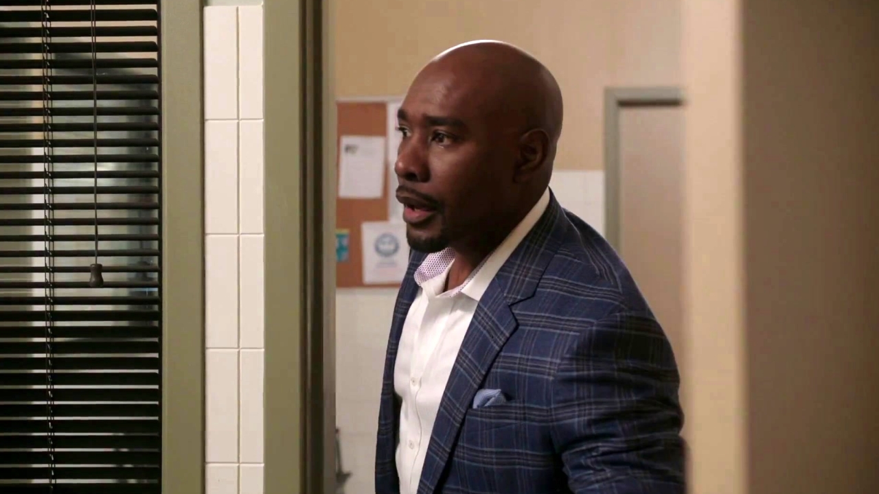 Rosewood: Poking Around