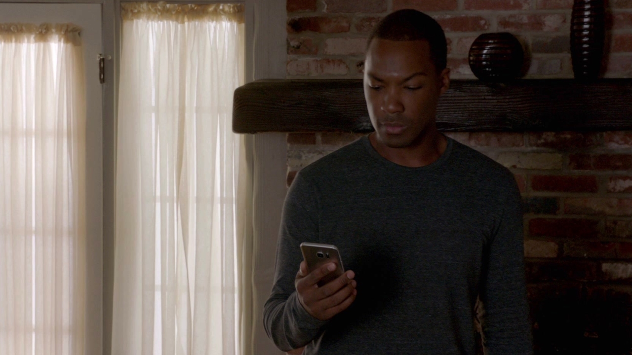 24: Legacy: 12:00 P.M. to 1:00 P.M.