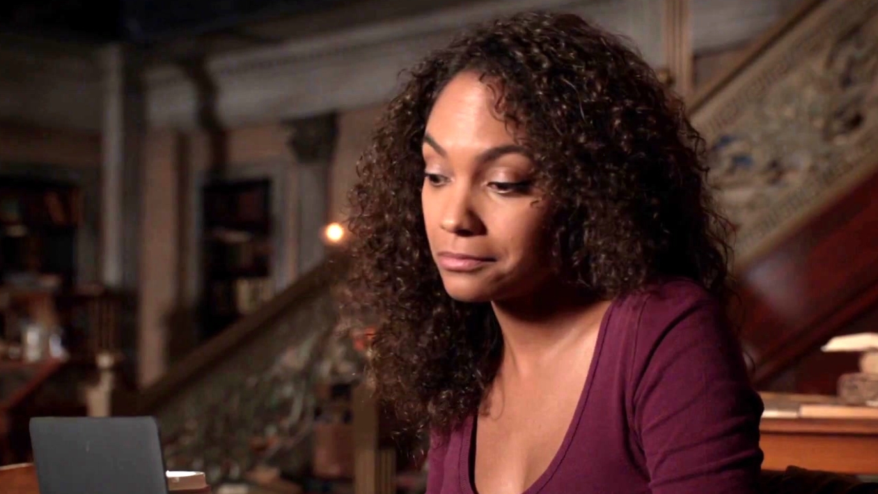 Sleepy Hollow: Jenny Finds Out Something Interesting About Jake
