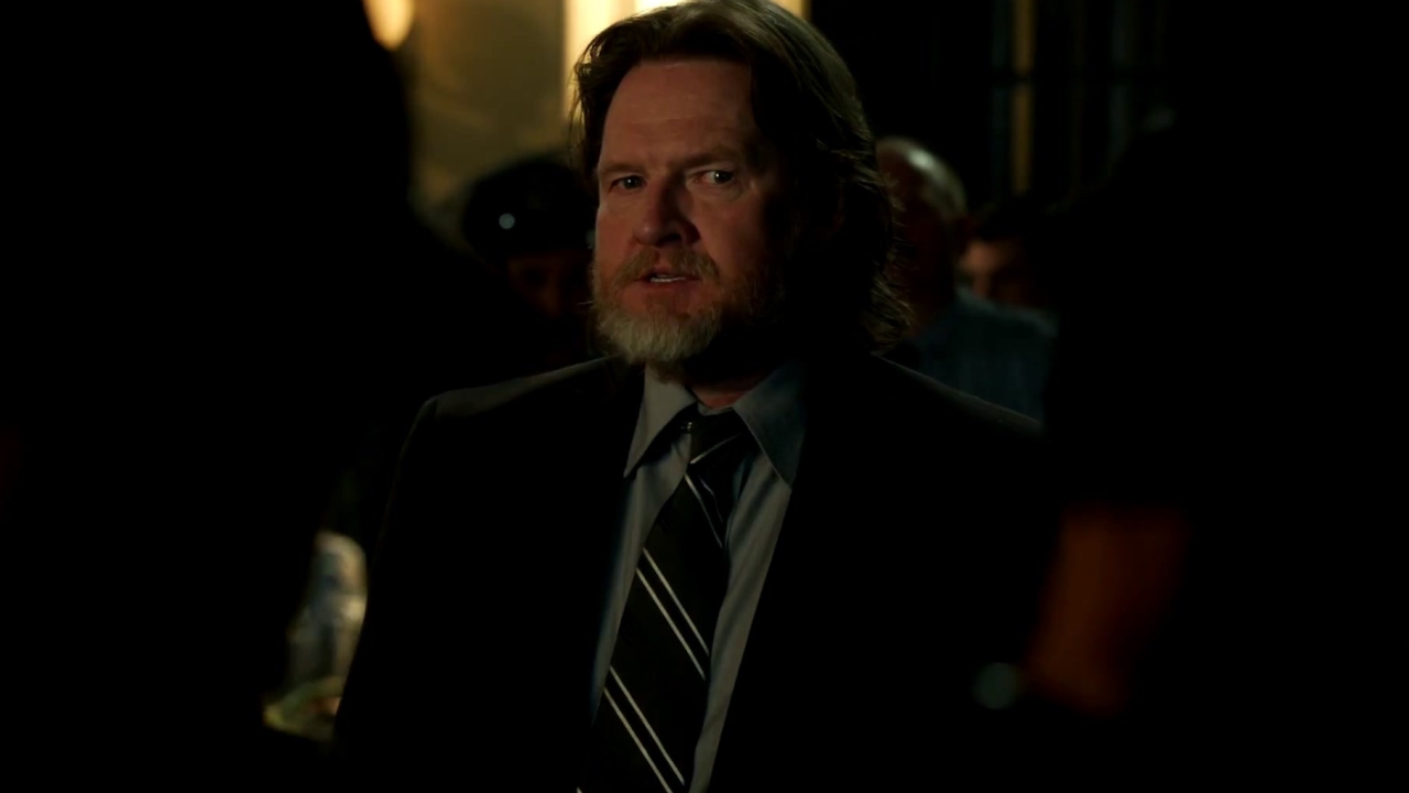 Gotham: Harvey Makes A Shocking Announcement
