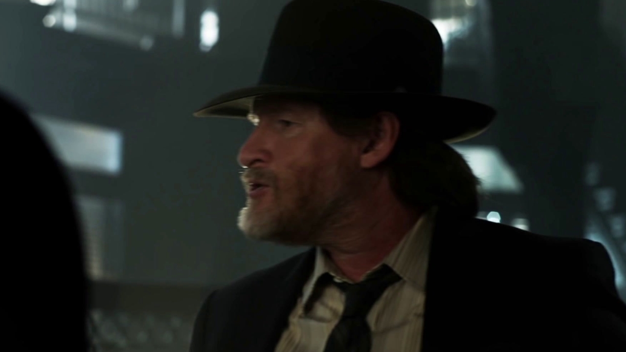 Gotham: Harvey Agrees To Help Harvey