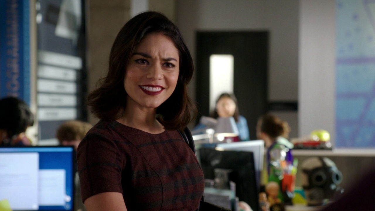 Powerless: The Team Make Emily Realize That She's Dating A Henchman