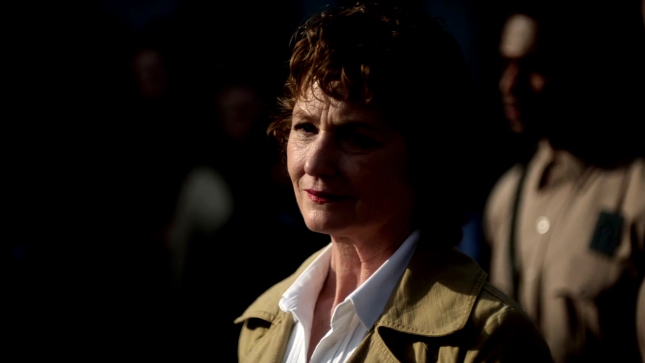 Wayward Pines: Nurse Pam Is Let Back Into Wayward Pines