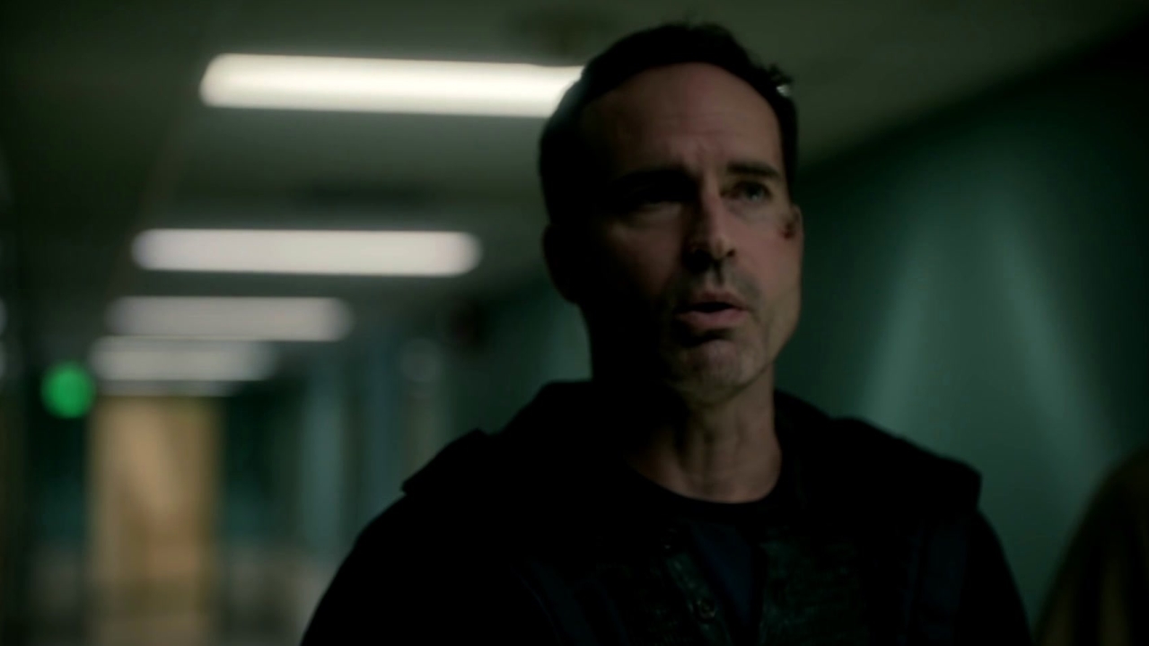 Wayward Pines: Theo Demands The Answers