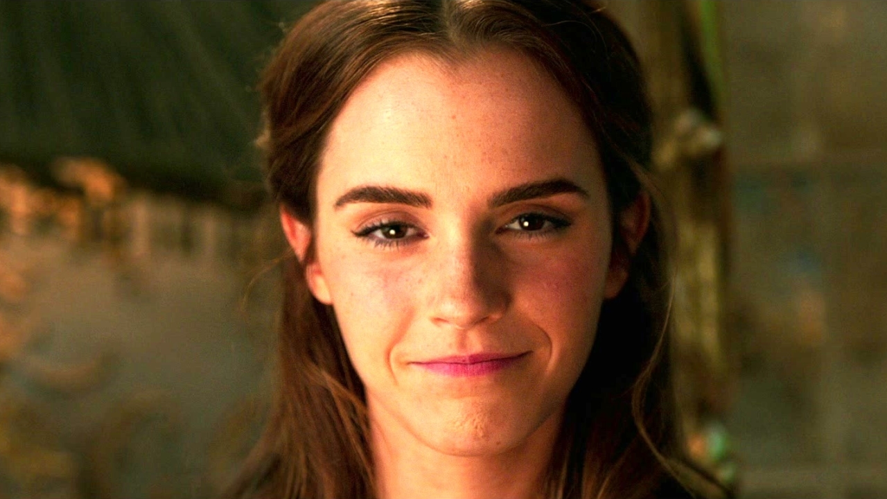 Beauty And The Beast: Bringing Beauty Back To Life (Featurette)