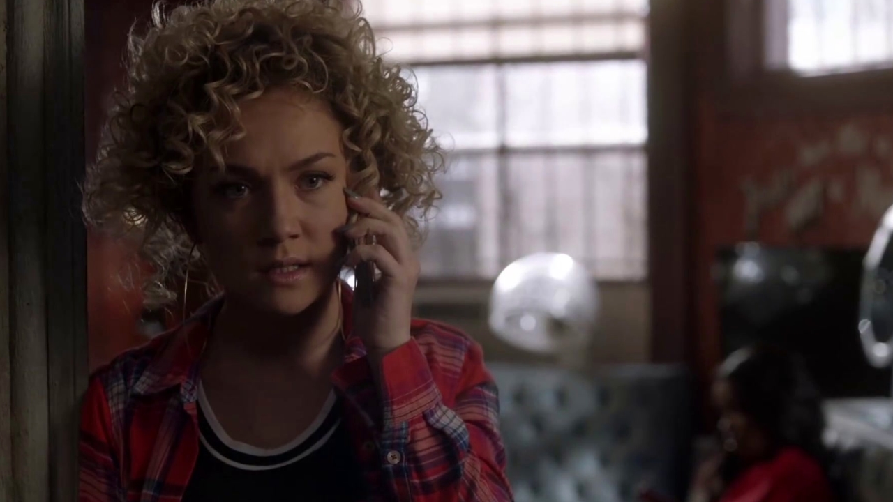 Star: Star Tells Jahil That The Cops Are Looking Around Her House