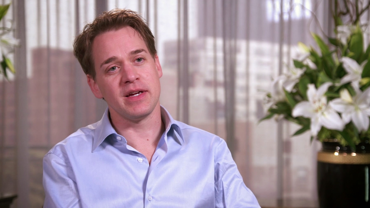 The Catch: T.R. Knight On Working With Mireille Enos