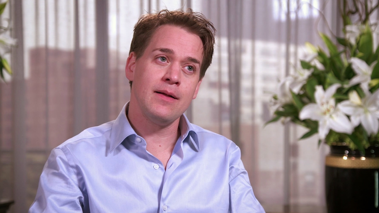 The Catch: T.R. Knight On His Character