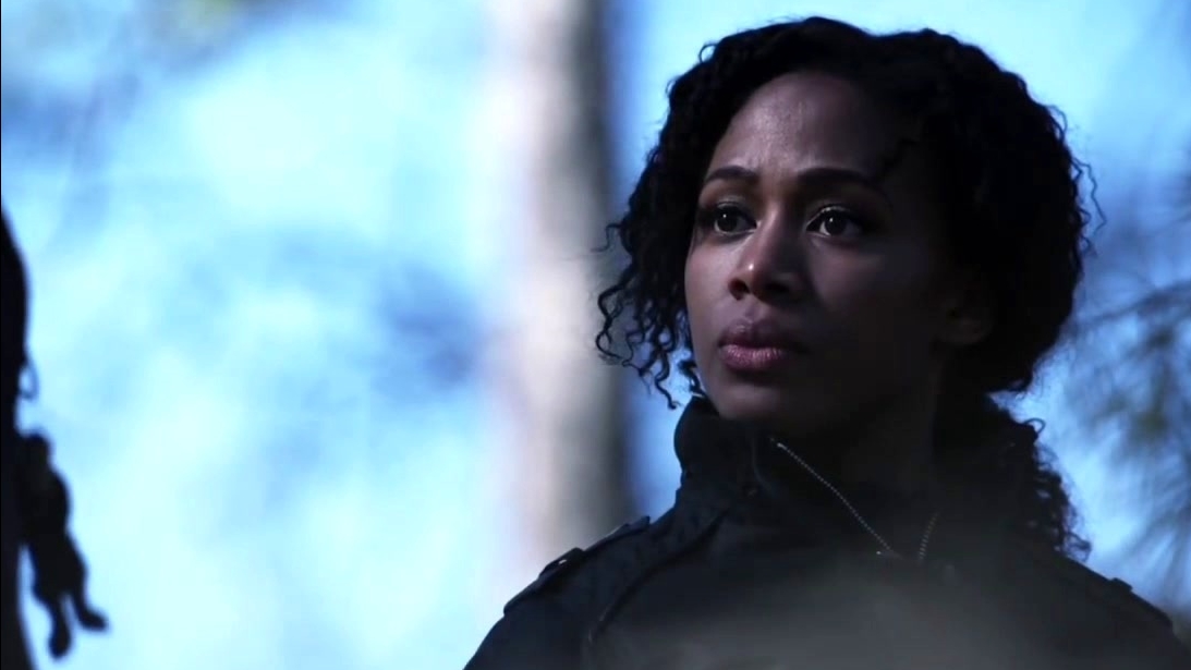 Sleepy Hollow: Abbie And Sophie Have A Discussion About Dimensions