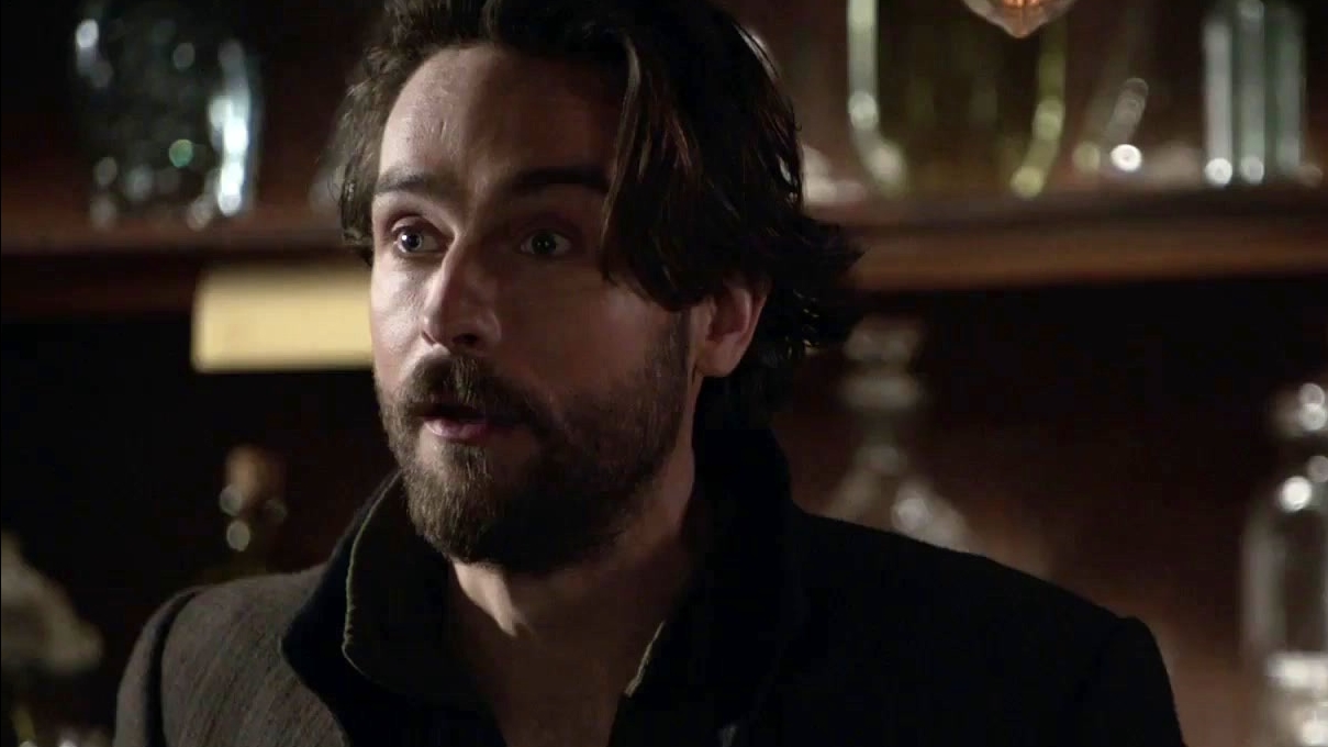 Sleepy Hollow: Ichabod Is Cornered