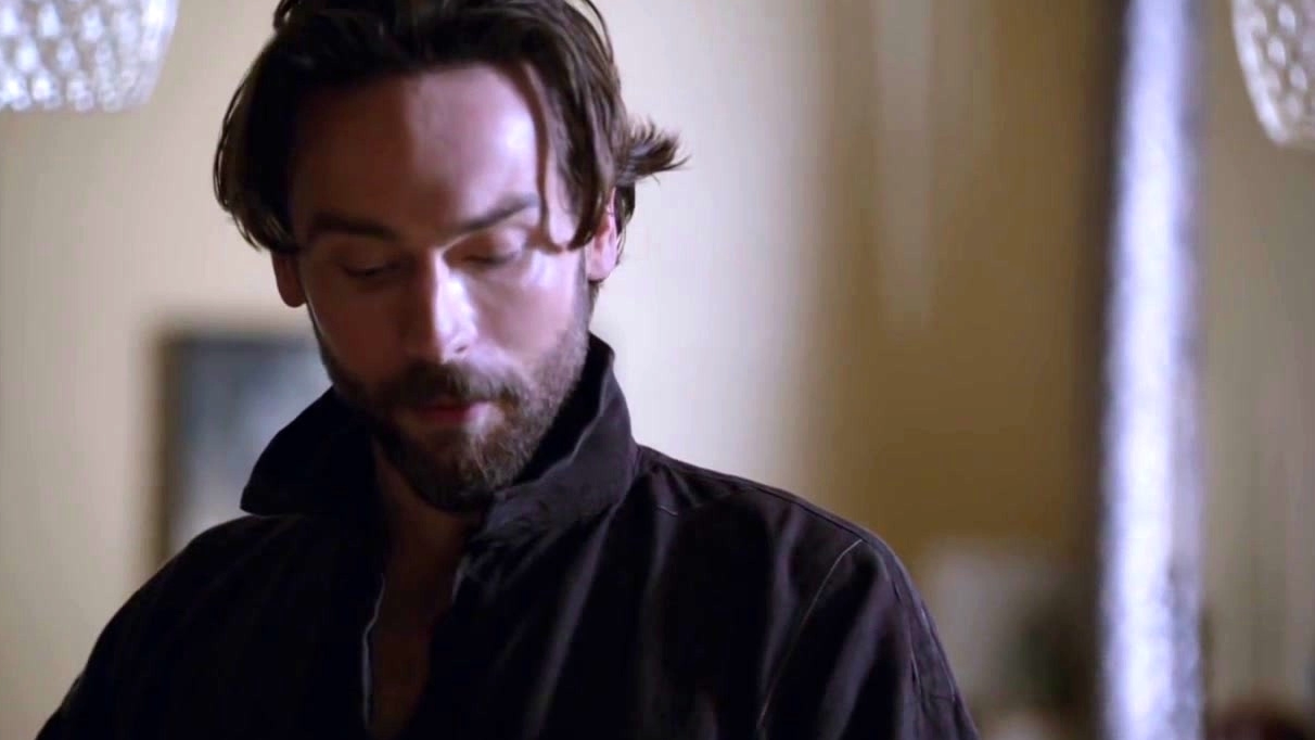 Sleepy Hollow: Ichabod Appreciates The Finer Things In Life