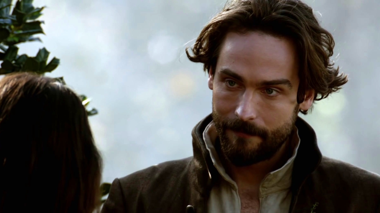 Sleepy Hollow: Ms. Corinth And Ichabod Meet Up