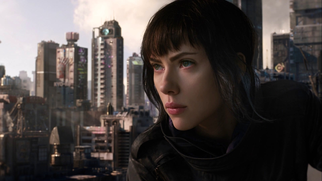 Ghost In The Shell: Scarlett As The Major (Featurette)
